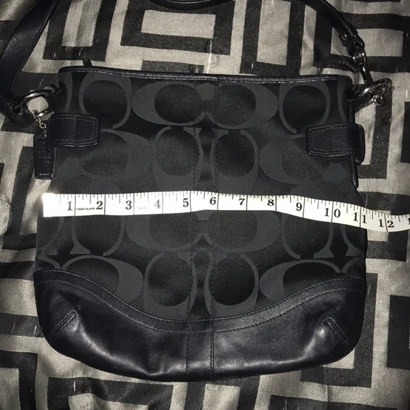 Authentic Coach crossbody purse - Picture 7 of 8